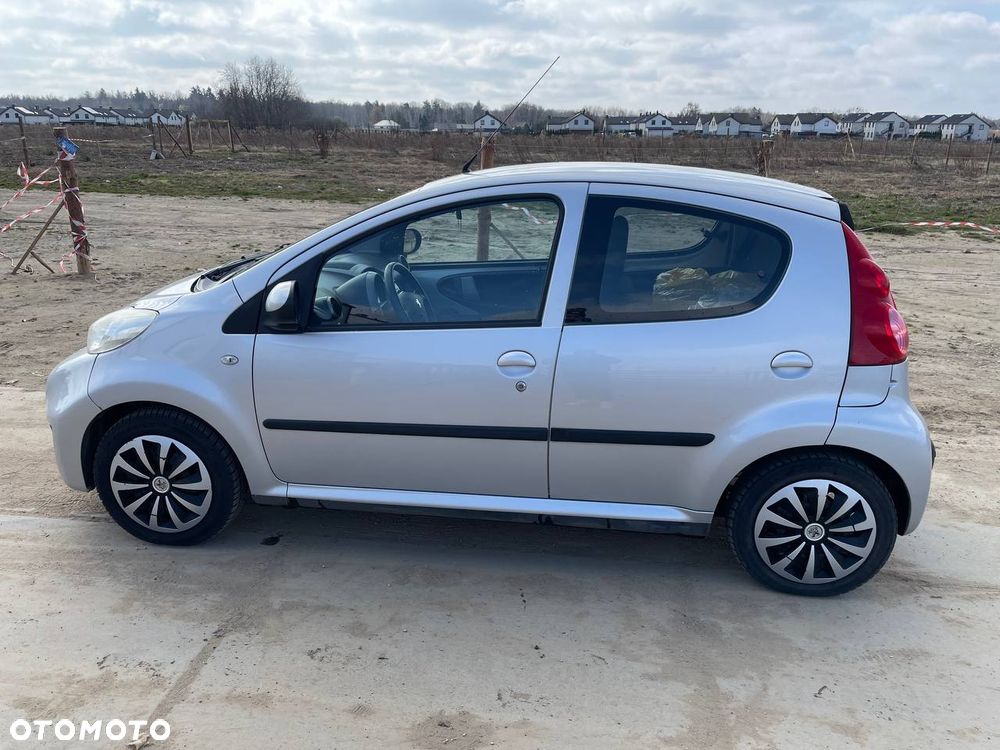 Peugeot 107 1.0 Happy - 4