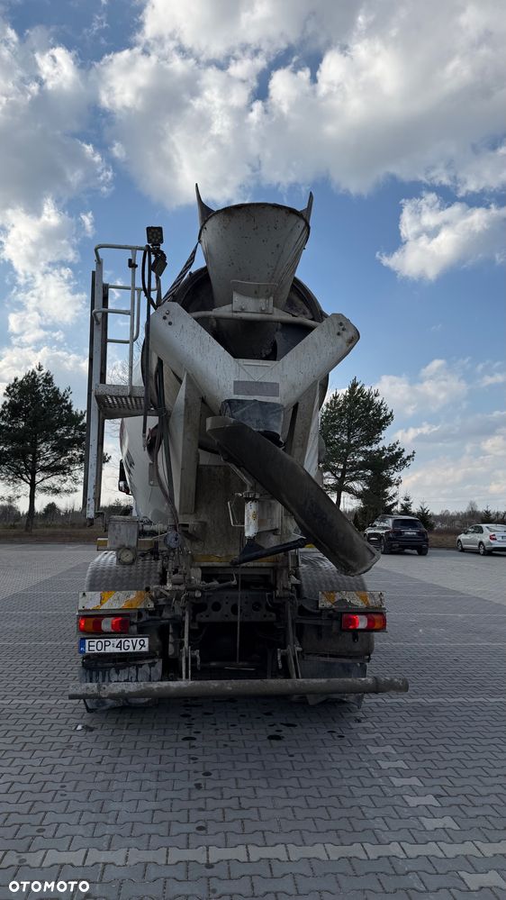 Mercedes-Benz Arocs 4243 8x4 - 7