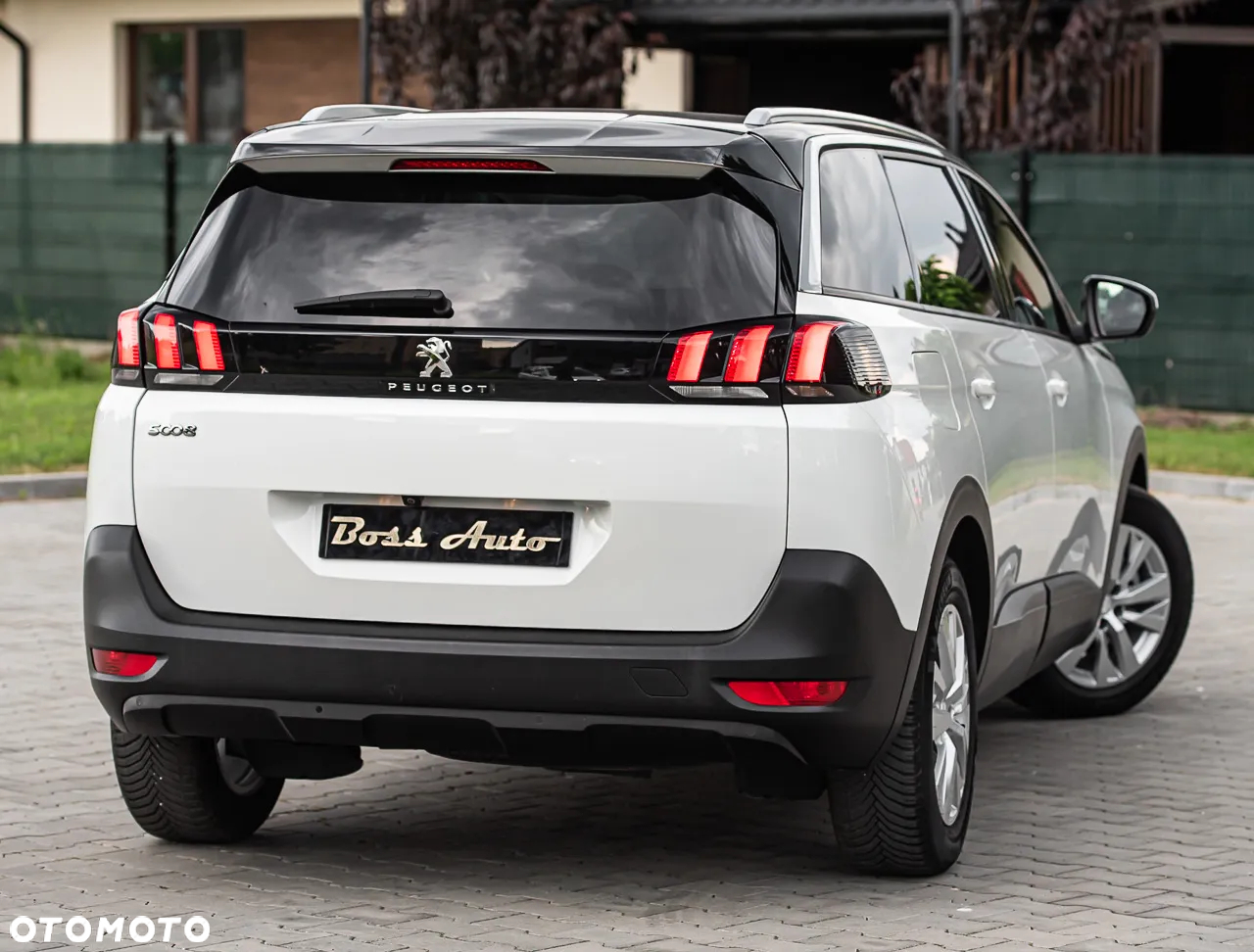 Peugeot 5008 1.5 BlueHDi Allure S&S EAT8 - 12