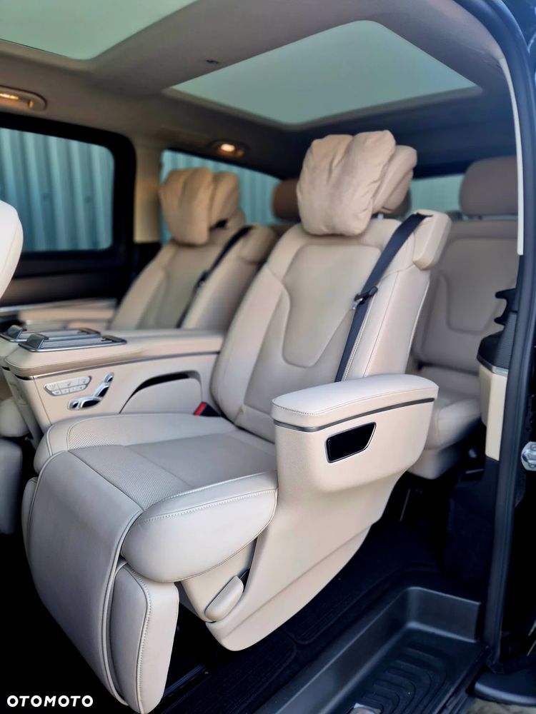 Mercedes-Benz Klasa V 300 d 4-Matic 9G-Tronic Exclusive (długi) - 3