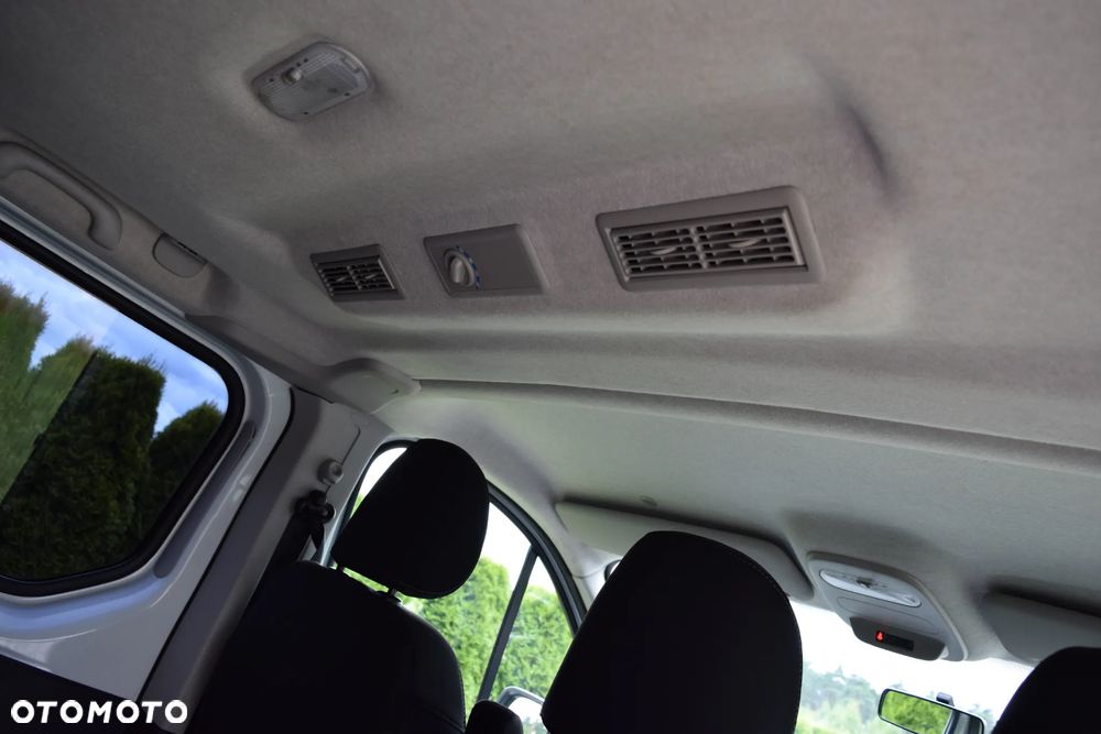 Renault Trafic - 13