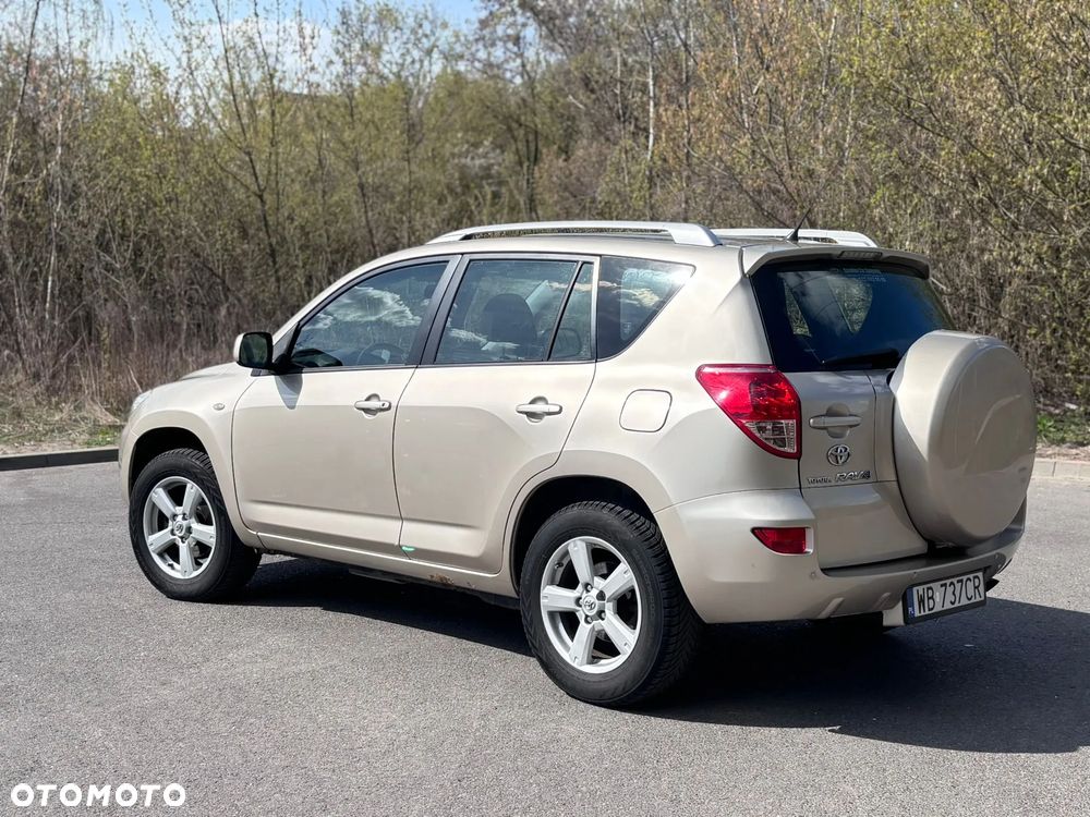Toyota RAV4 2.0 VVT-i Sol - 6