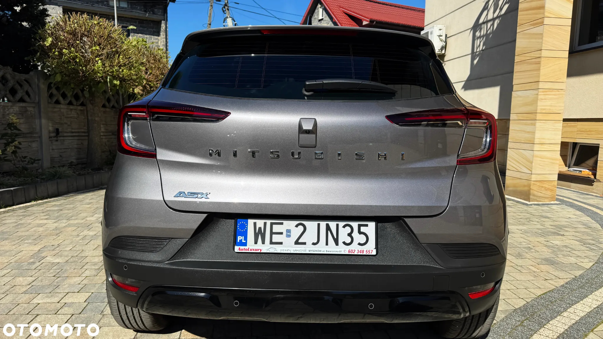Mitsubishi ASX - 10