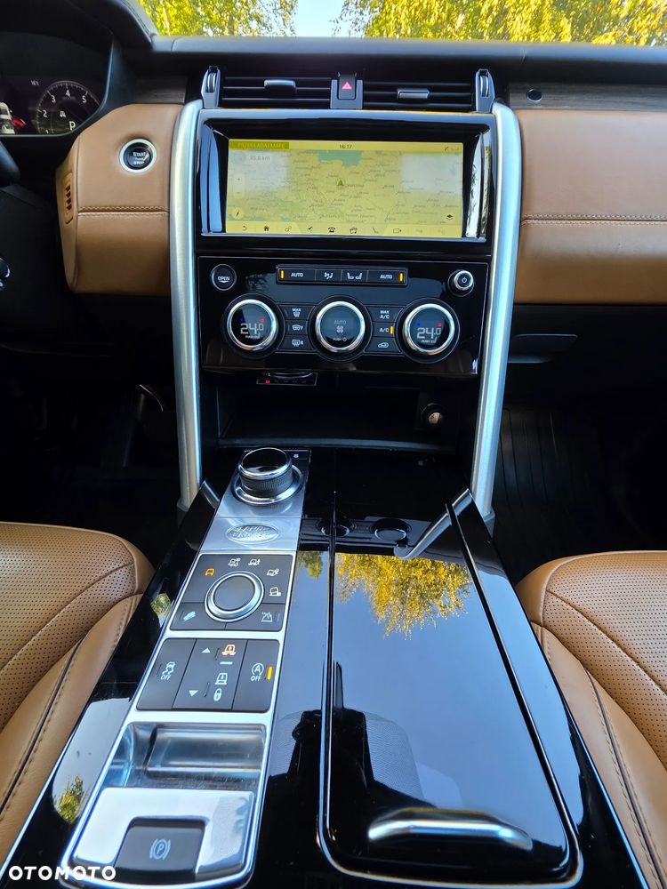 Land Rover Discovery 3.0 Si6 HSE Luxury - 26