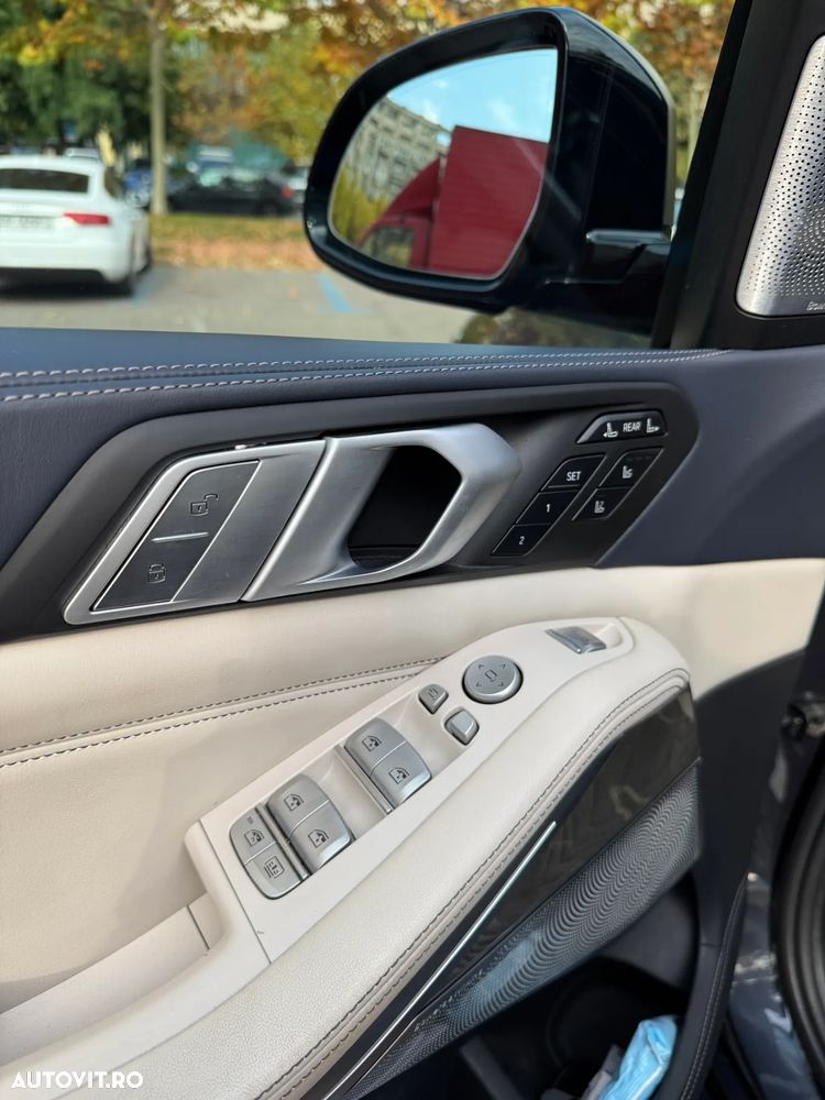 BMW X7 M50d - 8