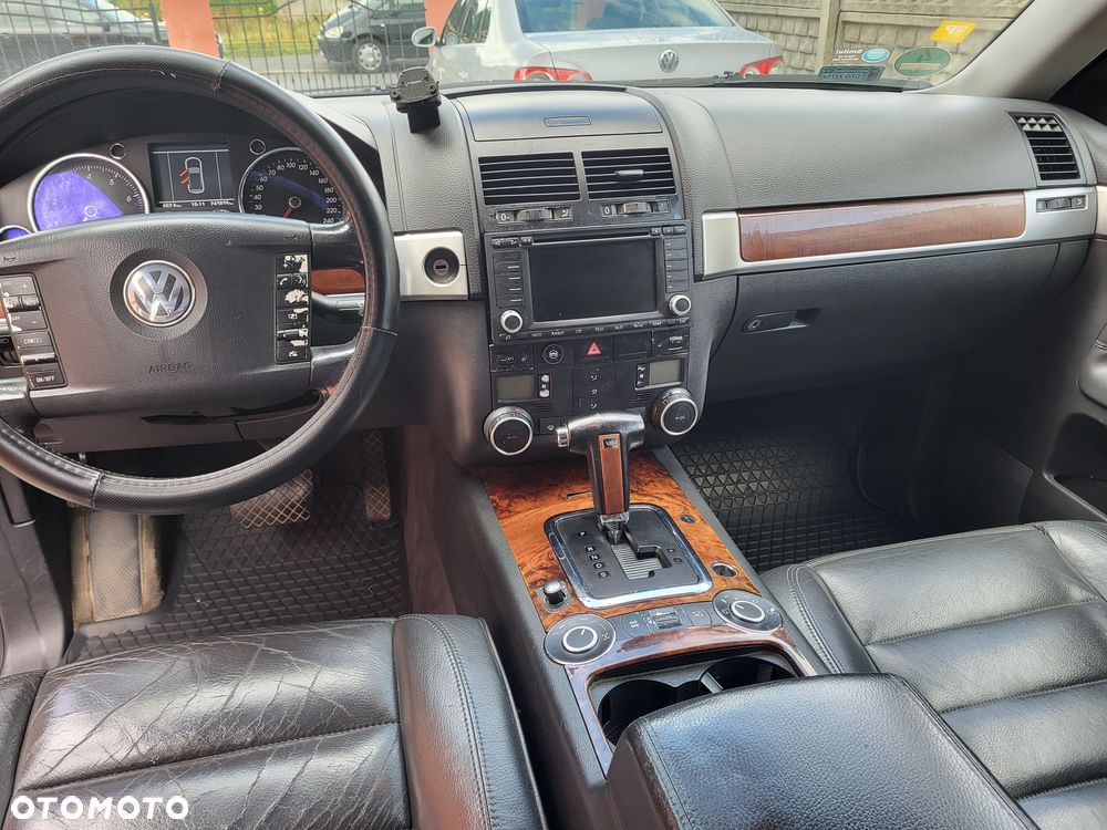 Volkswagen Touareg - 7