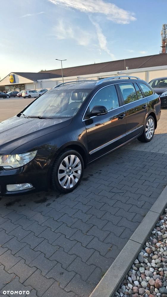 Skoda Superb 2.0 TDI Elegance DSG - 4