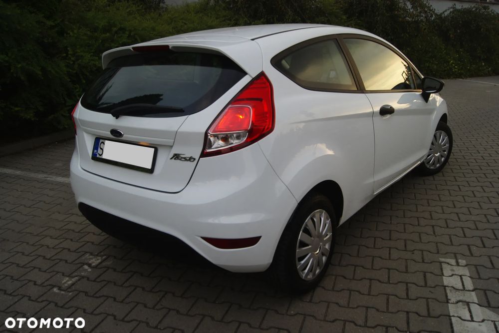 Ford Fiesta - 8