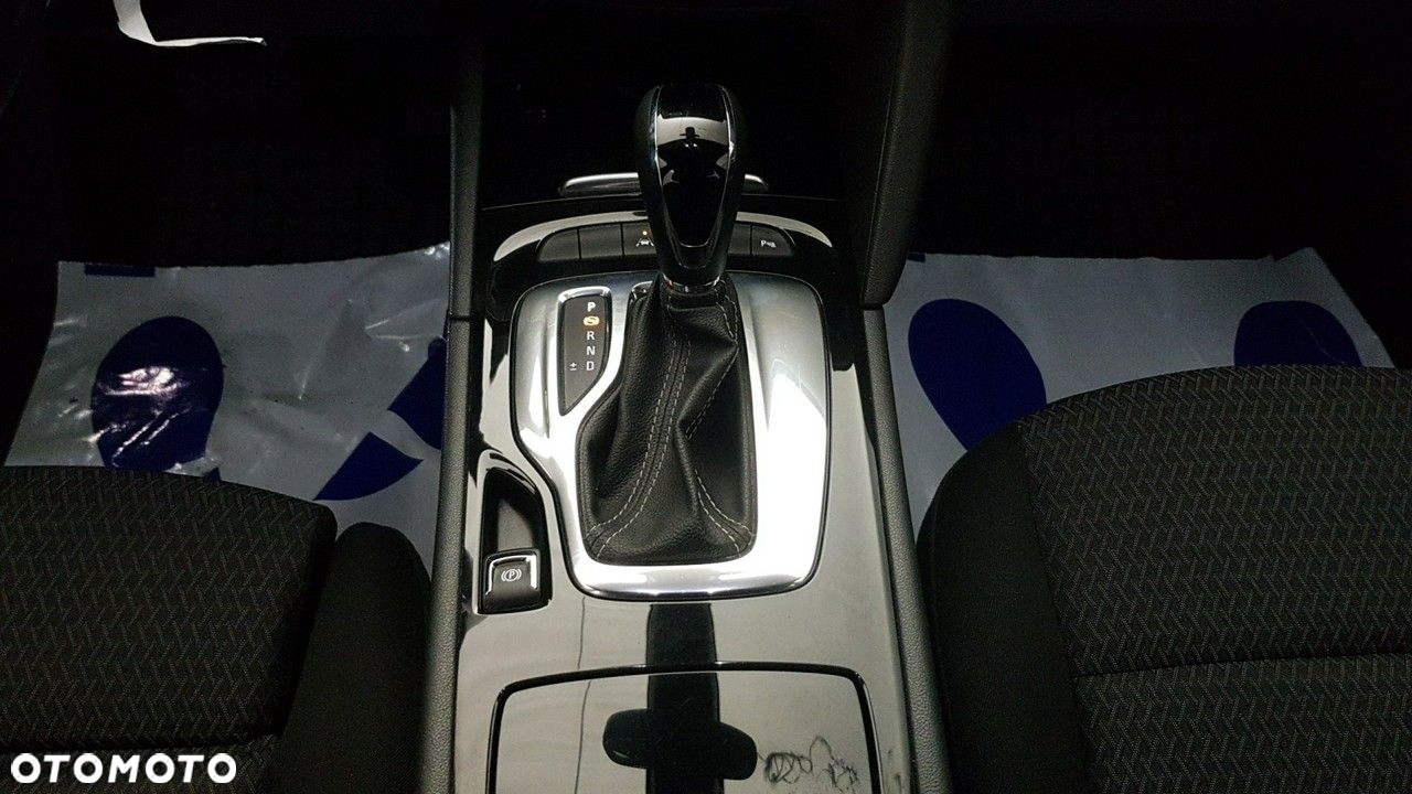 Opel Insignia - 29