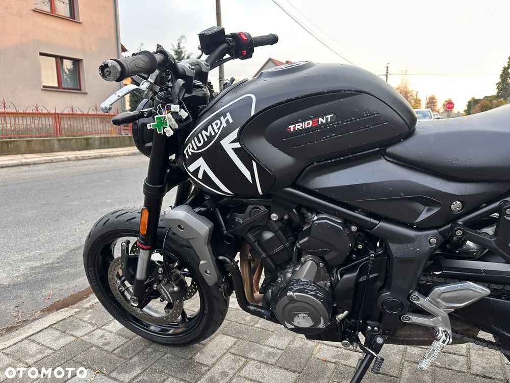 Triumph Trident - 19
