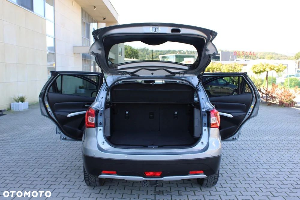 Suzuki SX4 S-Cross 1.4 SHVS Premium Plus SP 4WD - 18