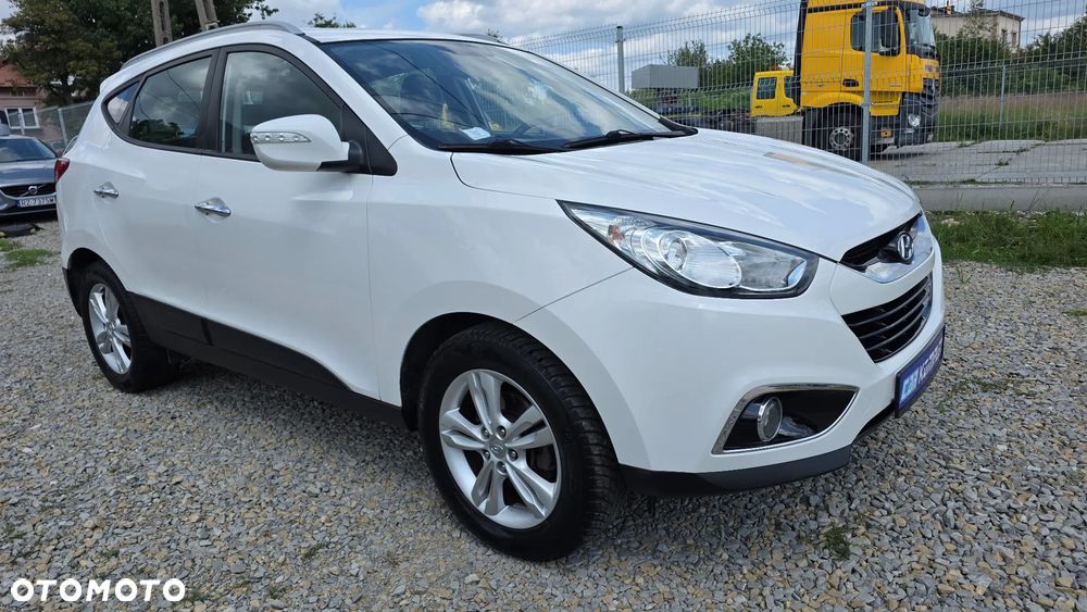 Hyundai ix35 1.6 2WD Fifa World Cup Edition - 9