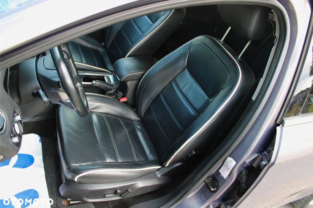 Ford Mondeo 2.0 TDCi Titanium - 14