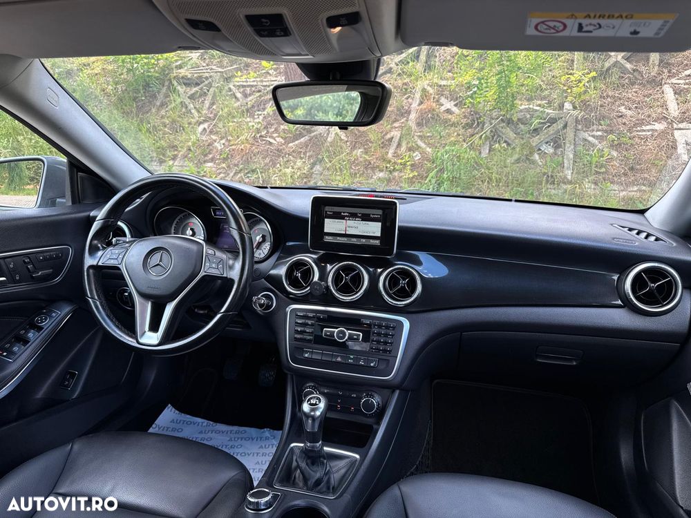 Mercedes-Benz CLA 180 BlueEfficiency Edition - 15