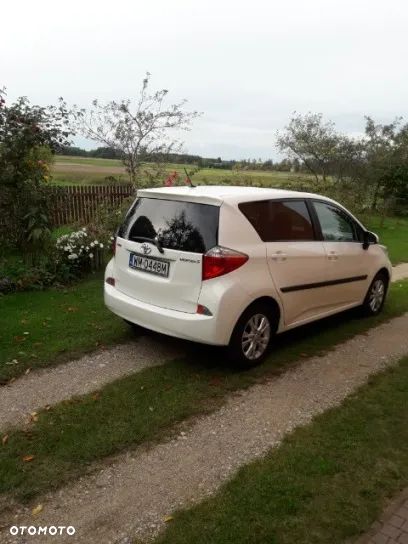 Toyota Verso S - 2