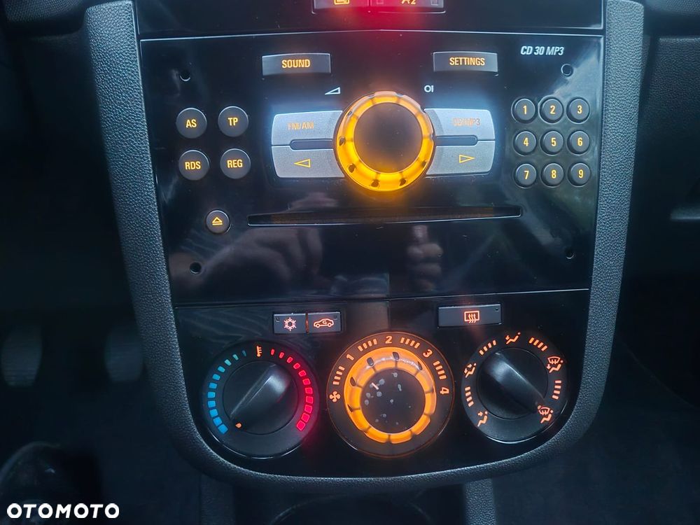 Opel Corsa - 19
