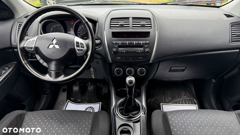 Mitsubishi ASX - 17