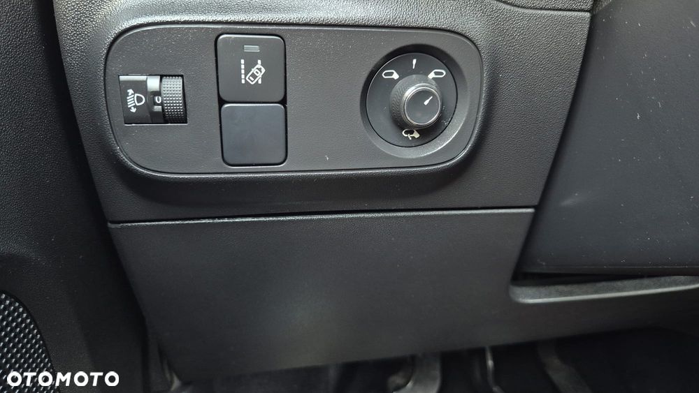 Citroën C3 1.2 PureTech Shine S&S - 28
