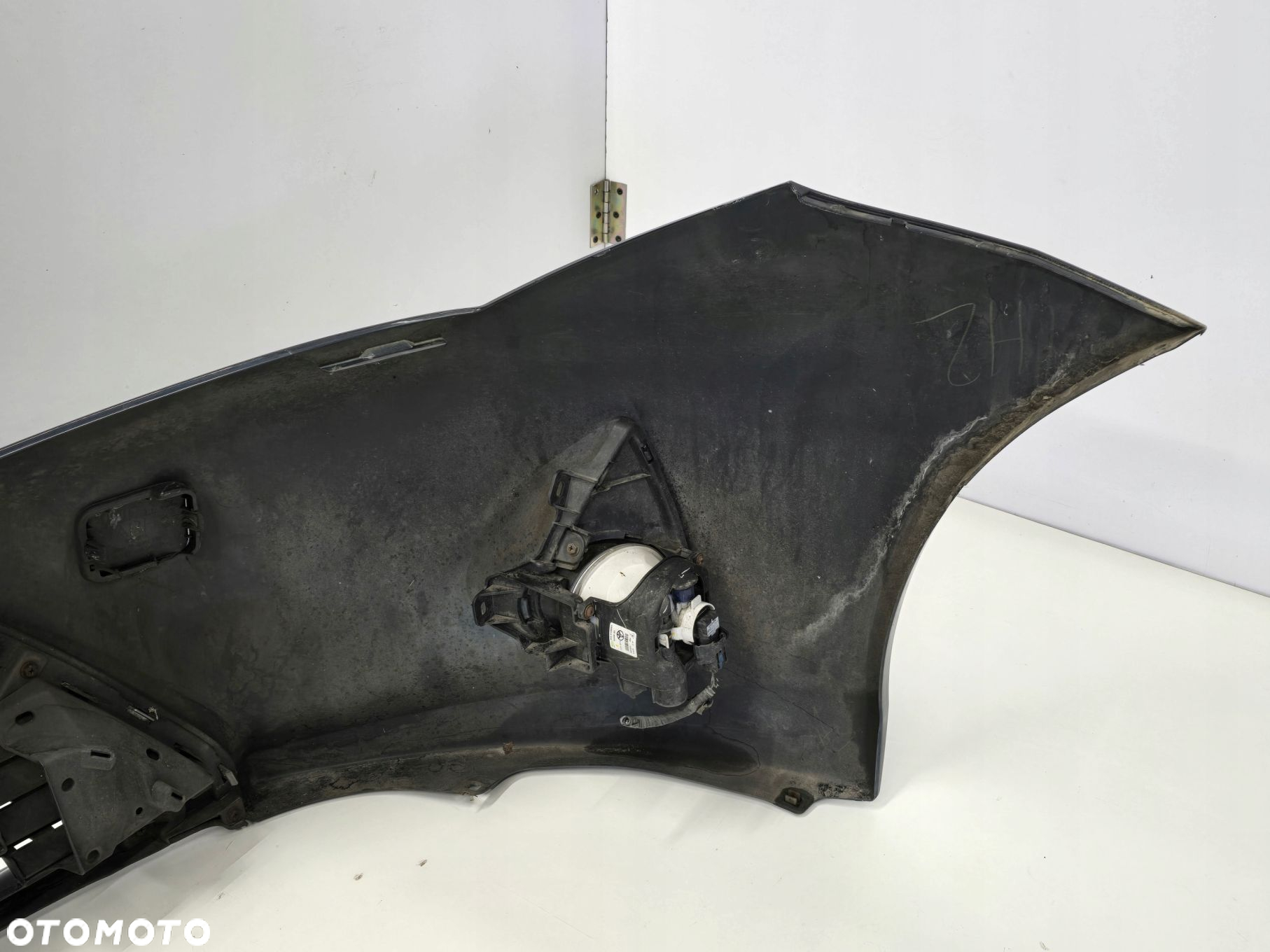 TOYOTA AURIS II E18 13R ZDERZAK PRZEDNI PRZÓD 1H2 - 12