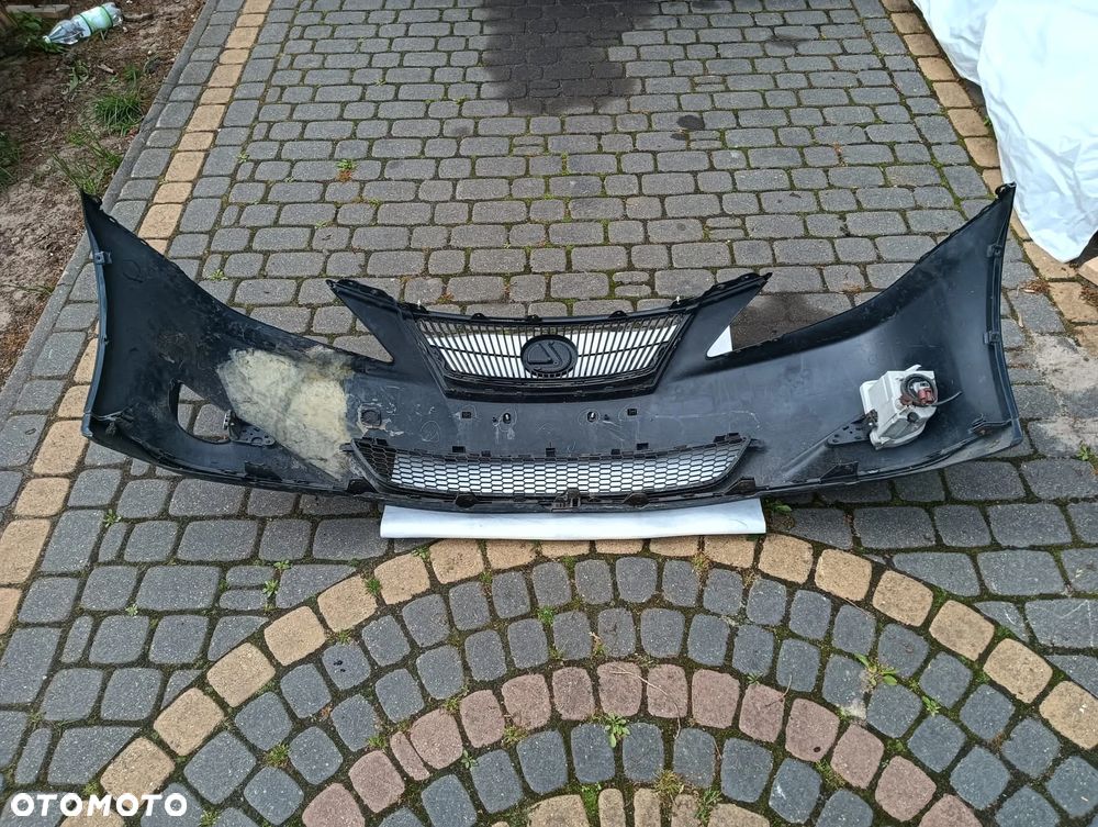 Zderzak przod Lexus is220 is250 czarny  06-09 - 9