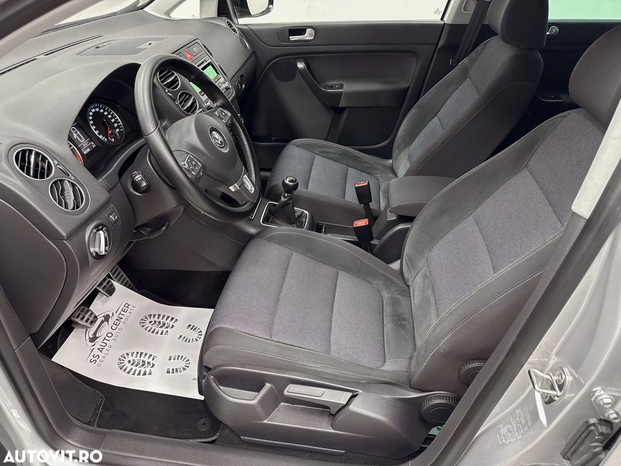 Volkswagen Golf Plus 2.0 TDI DPF Style - 20