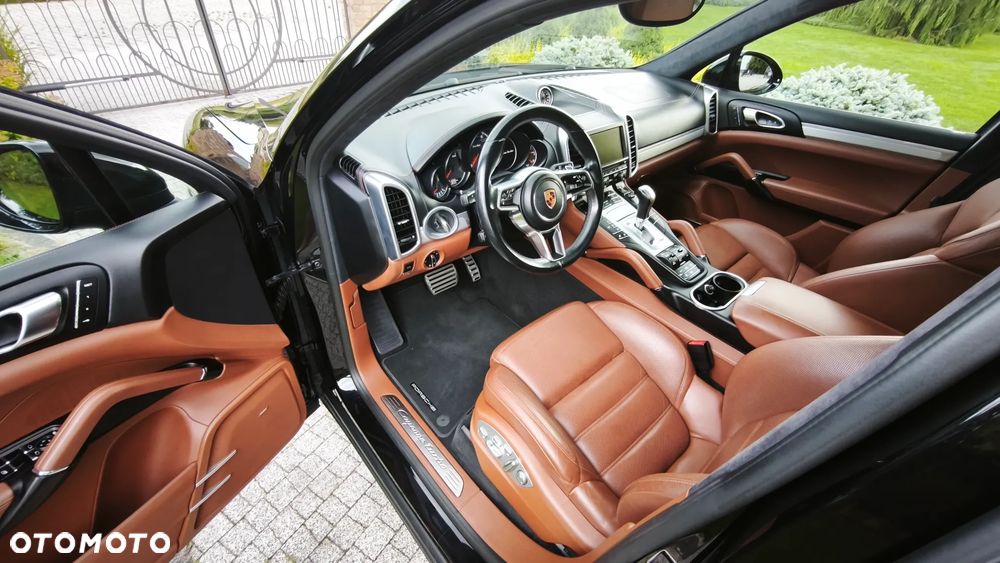Porsche Cayenne - 9