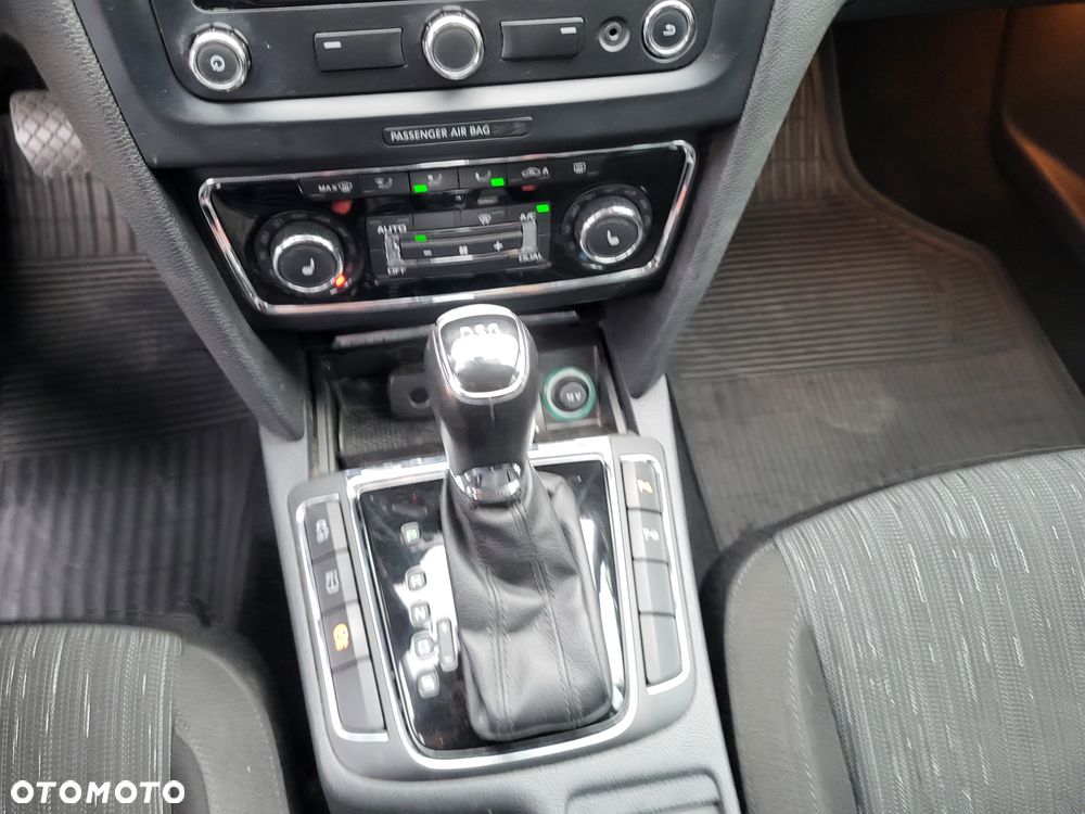 Skoda Superb 2.0 TDI Ambition DSG - 15