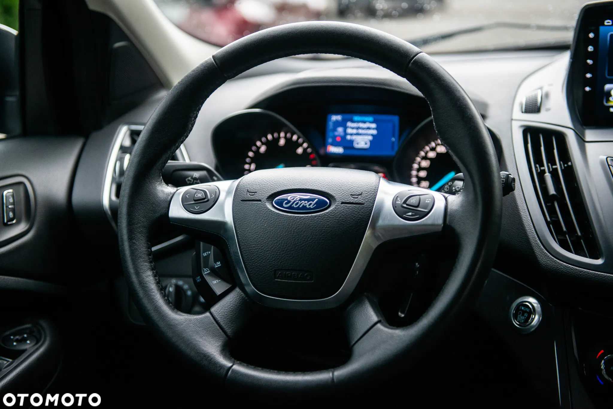 Ford Kuga 2.0 TDCi 4x4 Titanium - 31
