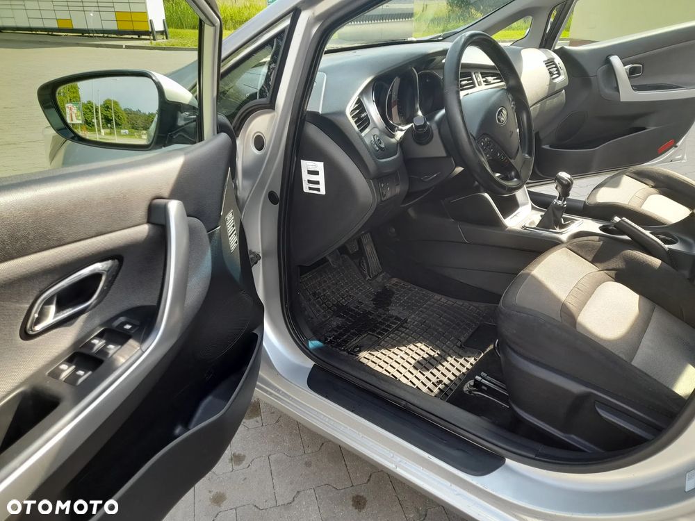 Kia Ceed 1.6 CRDi S - 11