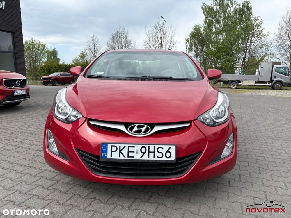 Hyundai Elantra 1.6 Style - 4