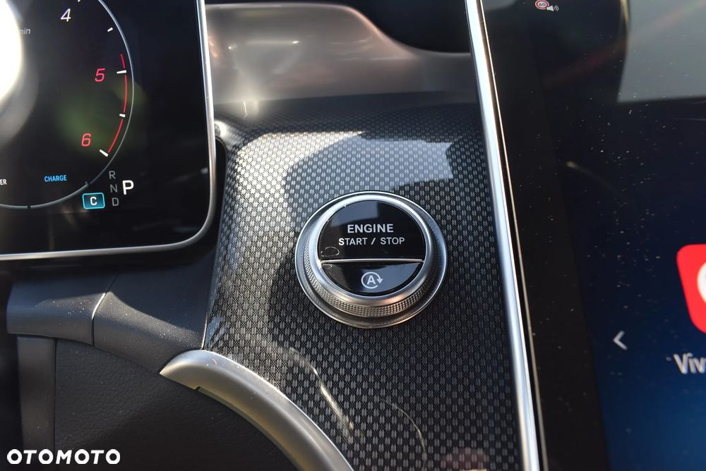 Mercedes-Benz GLC 300 d mHEV 4-Matic Avantgarde - 35