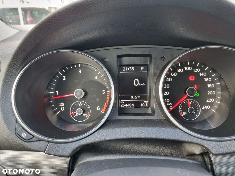 Volkswagen Golf 1.6 TDI DPF DSG Style - 22