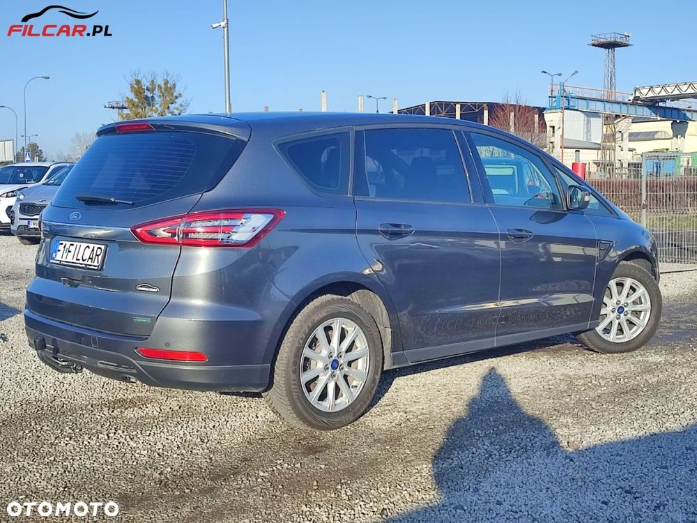 Ford S-Max - 18