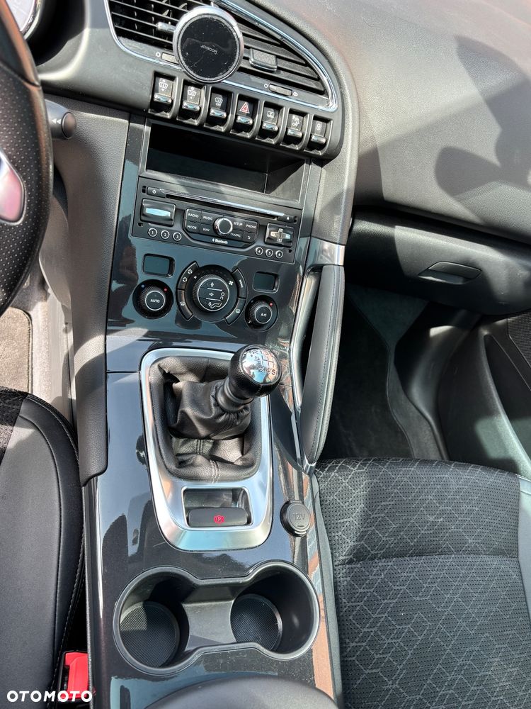 Peugeot 3008 1.2 PureTech Style - 11