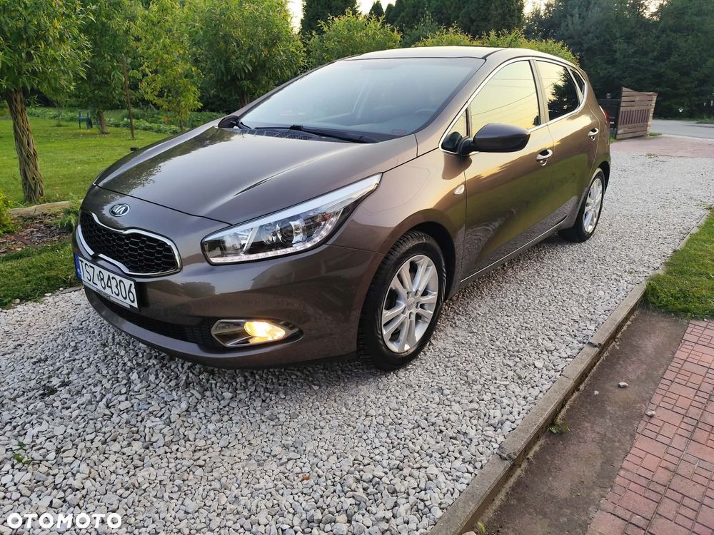 Kia Ceed - 1