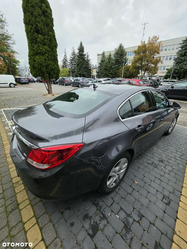 Opel Insignia - 8