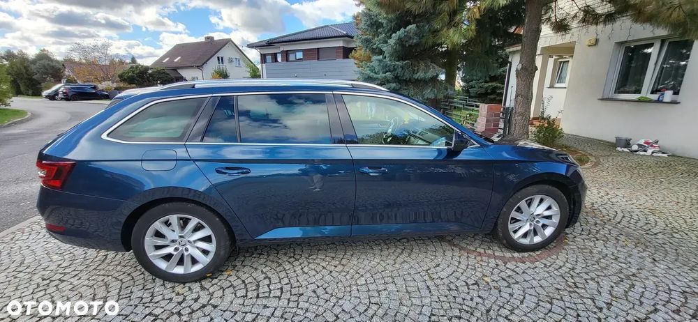 Skoda Superb 2.0 TDI 4x4 Style DSG - 2