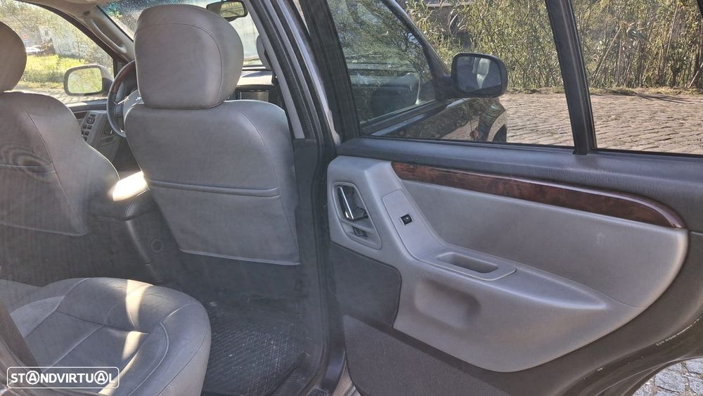 Jeep Grand Cherokee 2.7 CRD Overland - 15