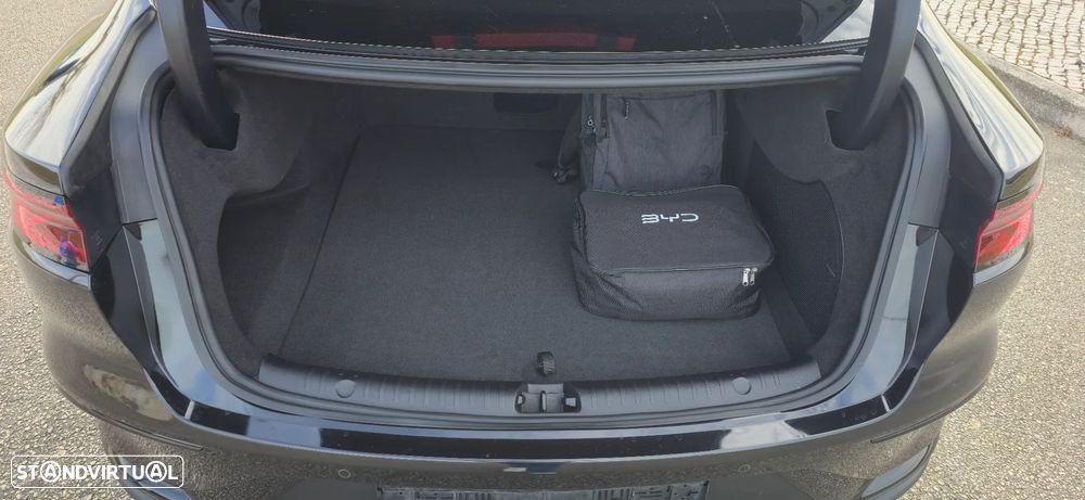 BYD Han 85.4 kWh AWD Executive - 34