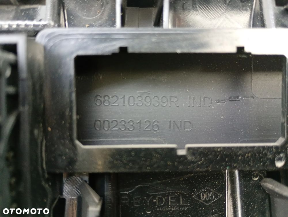 przełącznik regulacji świateł movano B nv400 master III 682103939R - 3