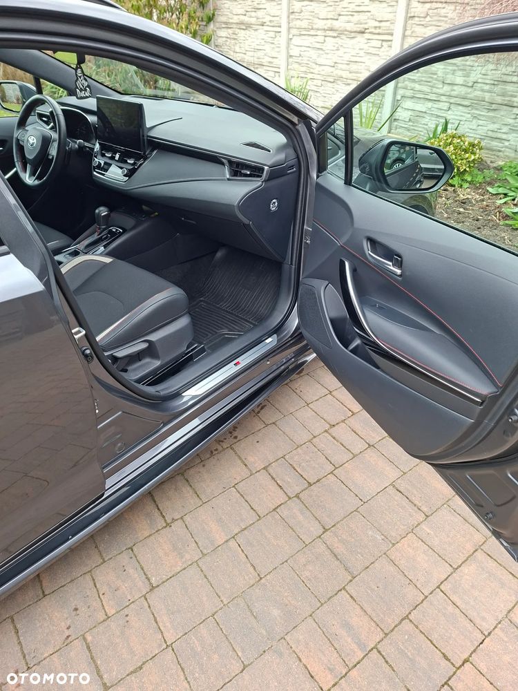 Toyota Corolla 2.0 Hybrid GR Sport - 14