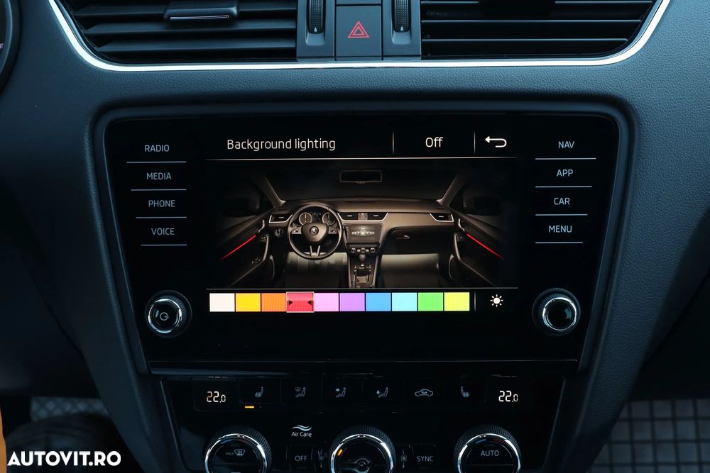 Skoda Octavia 1.6 TDI DSG Style - 15