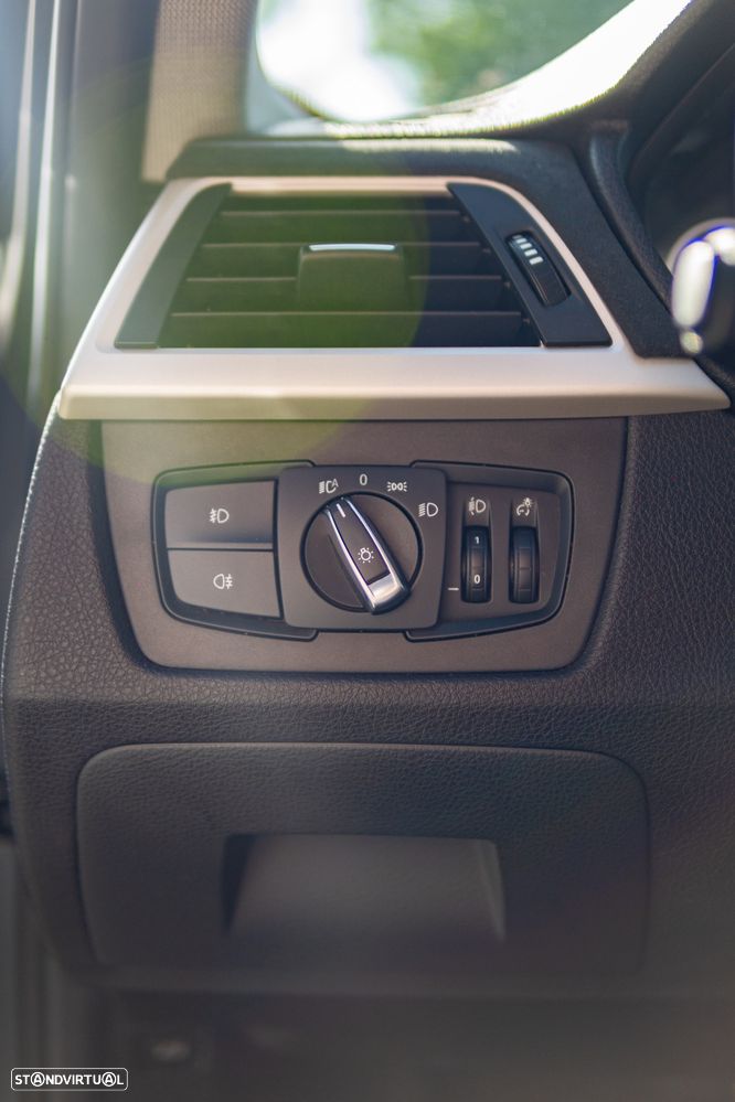 BMW 320 d xDrive Auto - 13