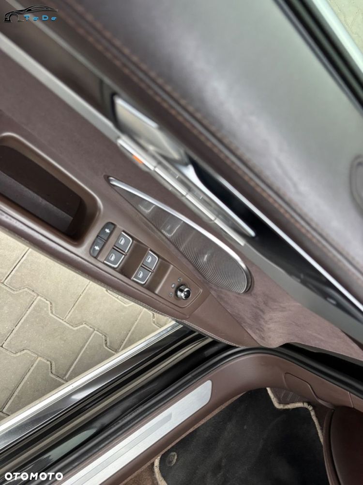 Audi A8 4.2 TDI L Quattro - 18