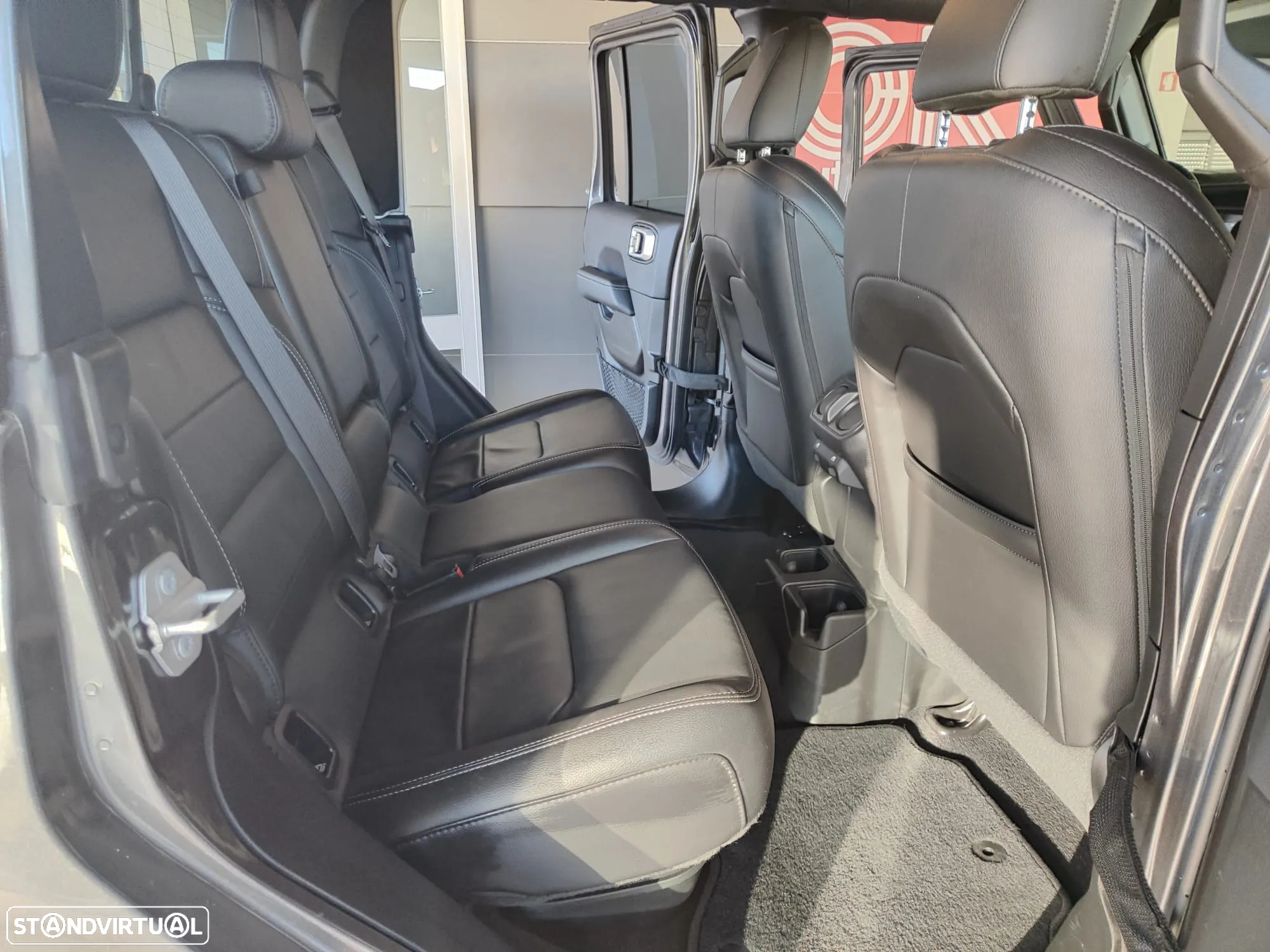 Jeep Gladiator 3.0 CRD Overland AT8 - 15
