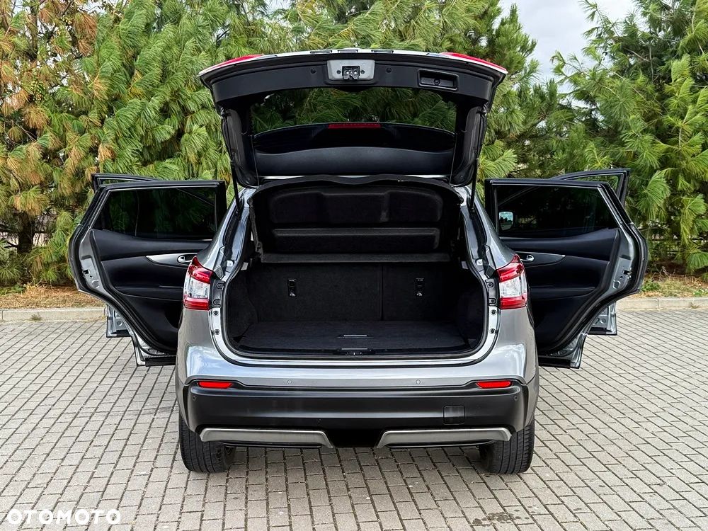 Nissan Qashqai 1.6 dCi Tekna S&S - 20