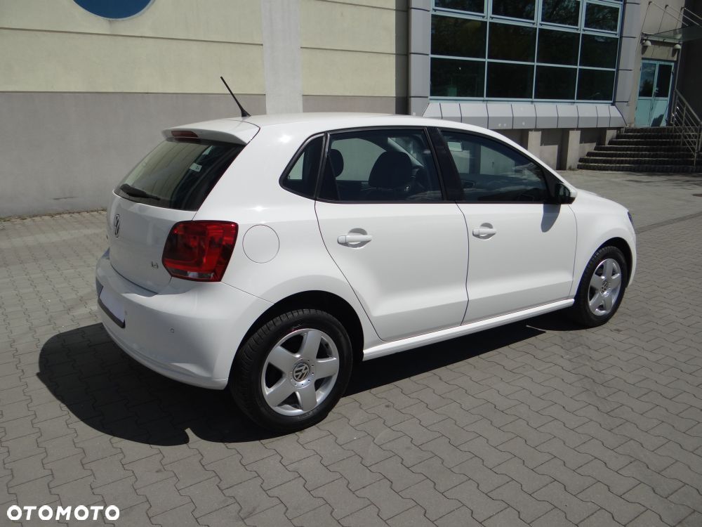 Volkswagen Polo - 9