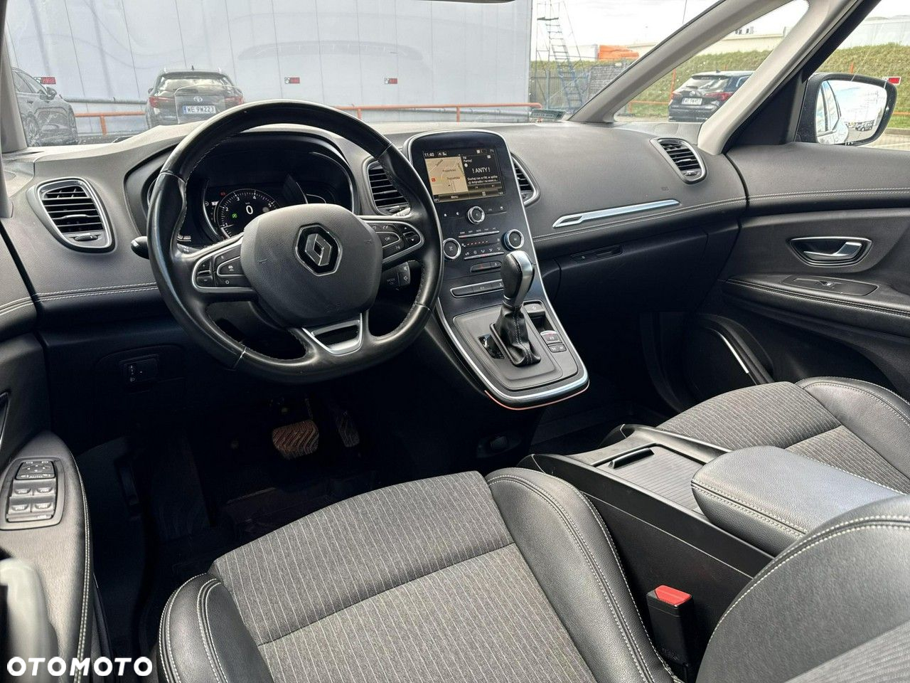 Renault Grand Scenic Gr 1.3 TCe FAP Intens EDC - 15