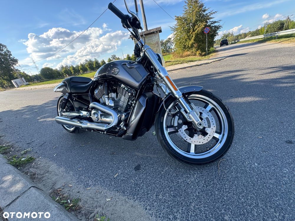 Harley-Davidson V-Rod Muscle - 4