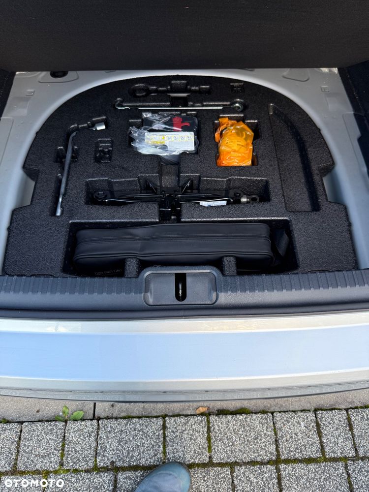 Lexus ES 300h Omotenashi - 27